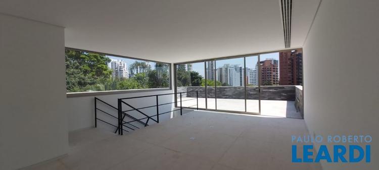 listing-img
