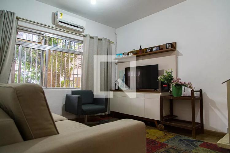 listing-img
