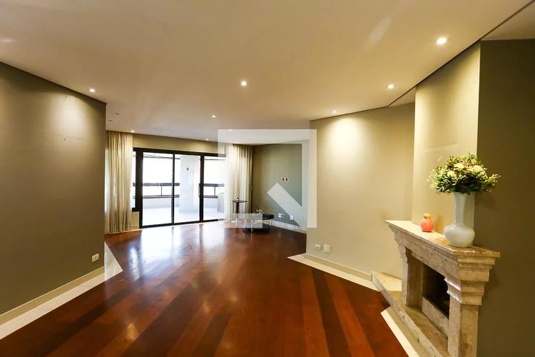 listing-img