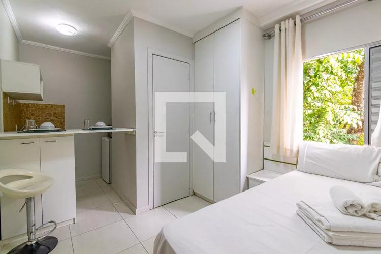 listing-img