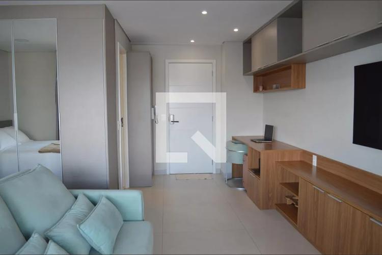 listing-img