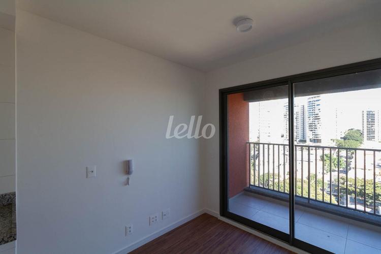 listing-img