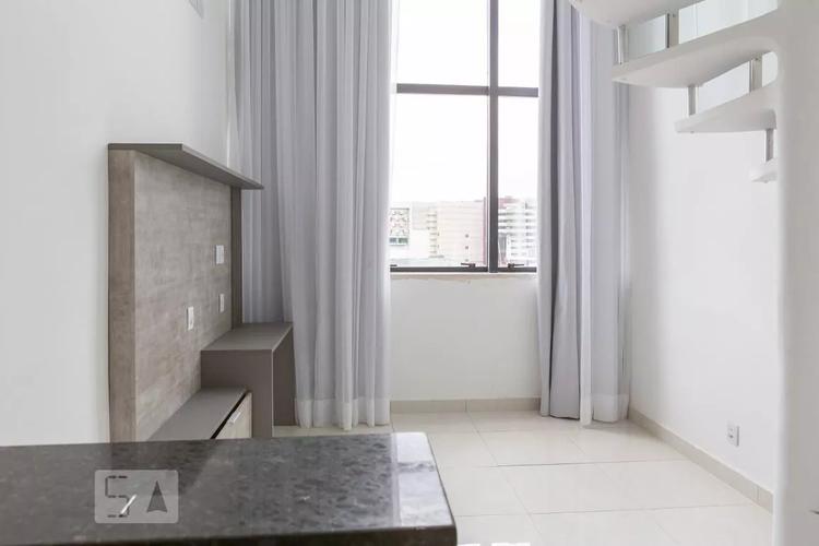listing-img