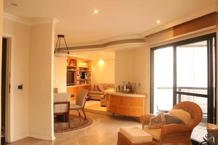 listing-img