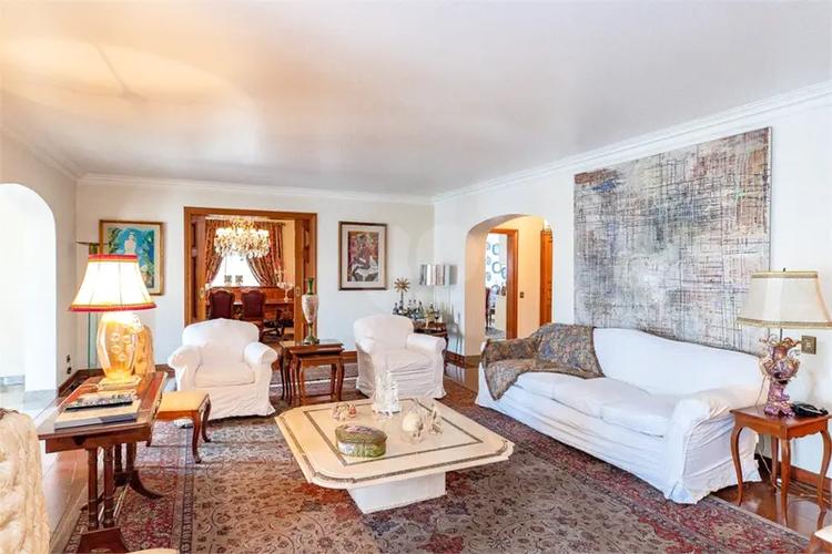 listing-img