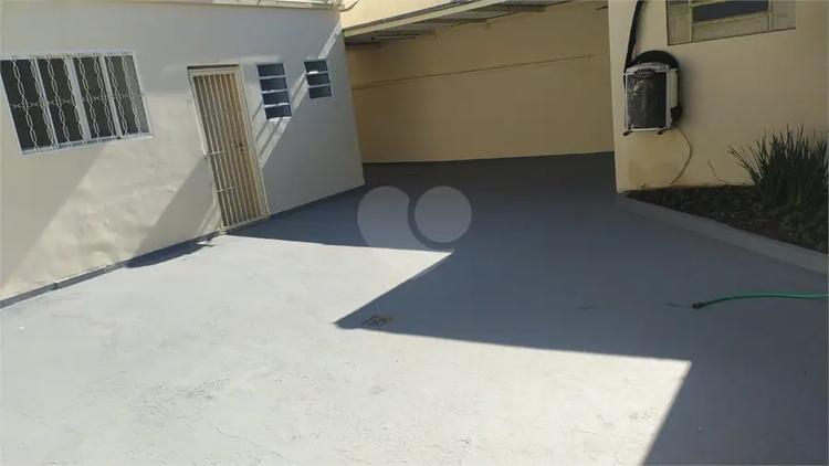 listing-img