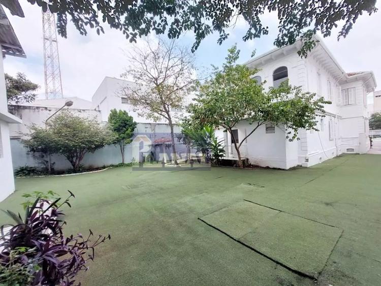 listing-img
