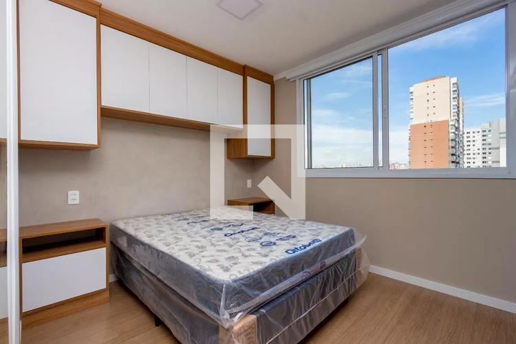 listing-img