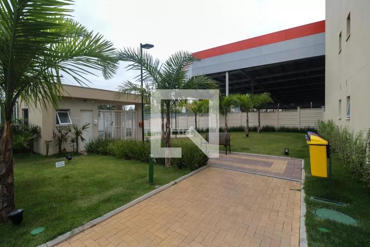 listing-img