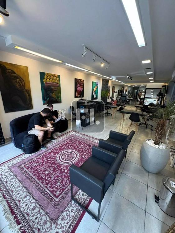 listing-img