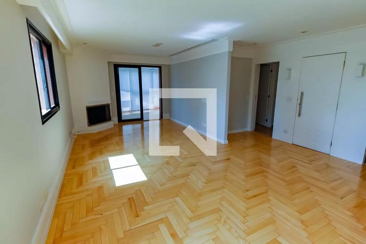 listing-img