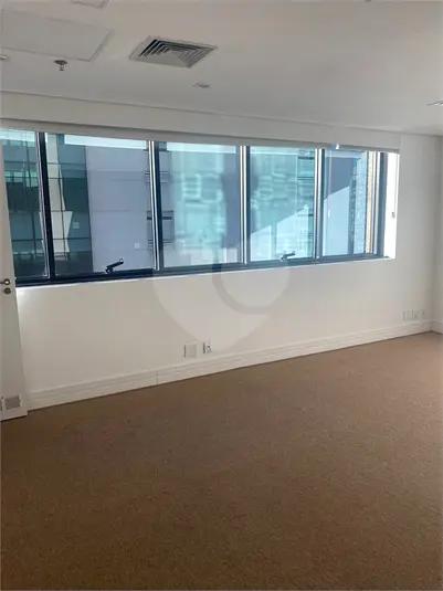 listing-img