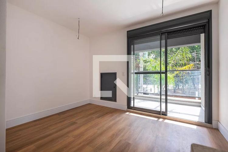 listing-img