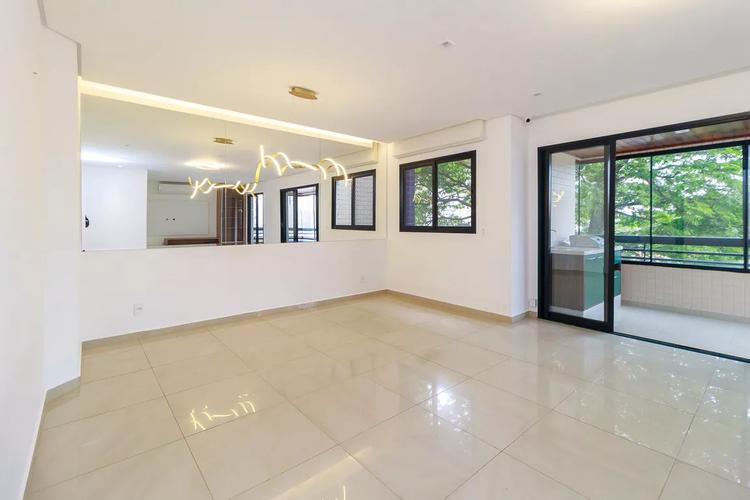 listing-img
