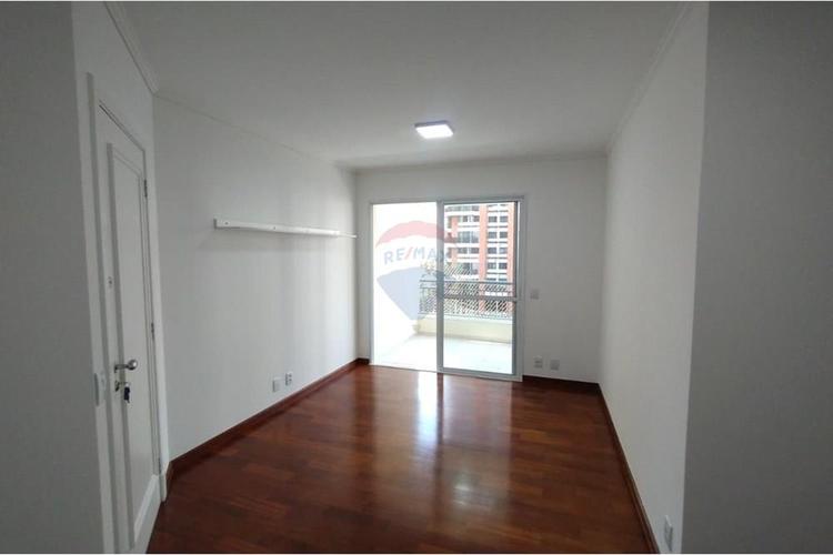 listing-img