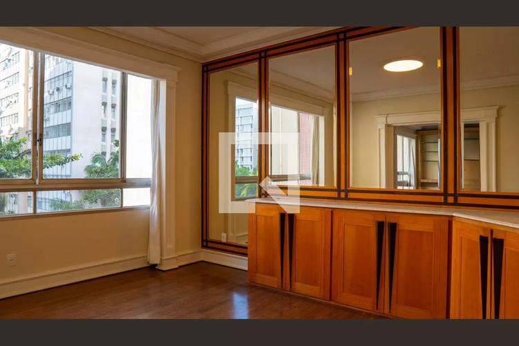 listing-img