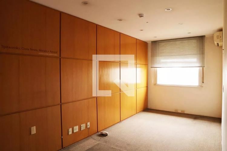 listing-img