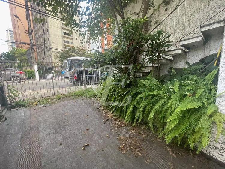 listing-img