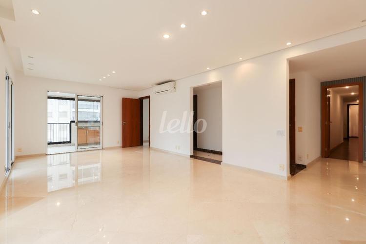listing-img