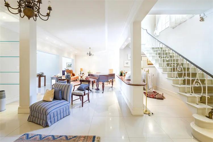 listing-img