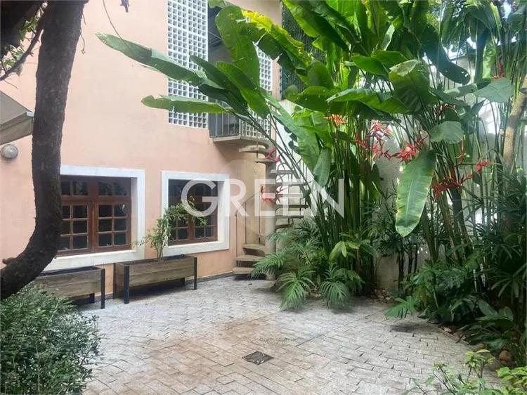 listing-img