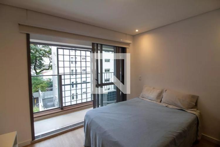 listing-img