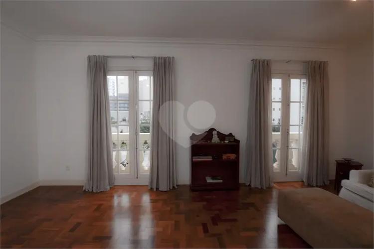 listing-img