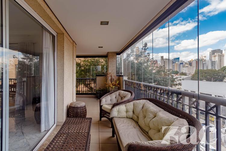listing-img