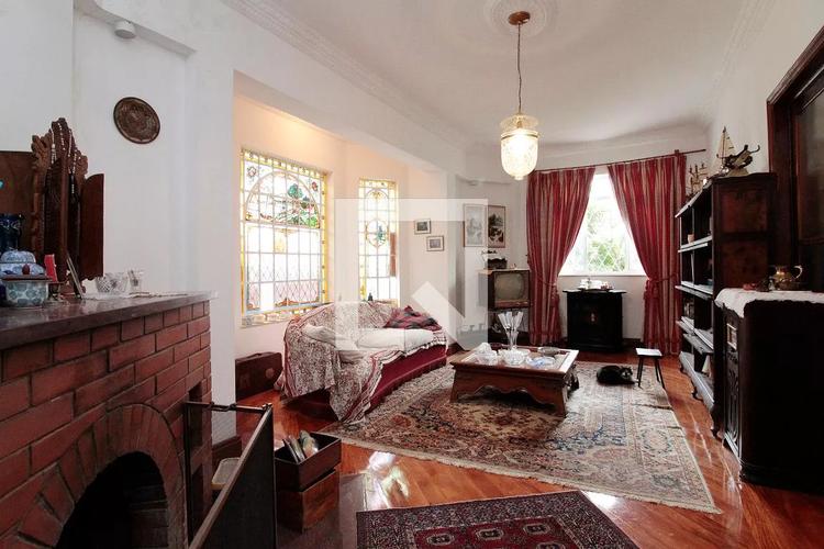listing-img
