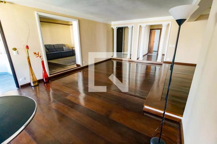 listing-img