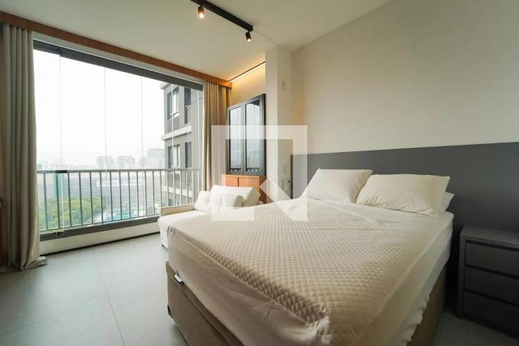 listing-img
