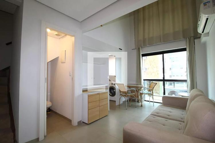 listing-img