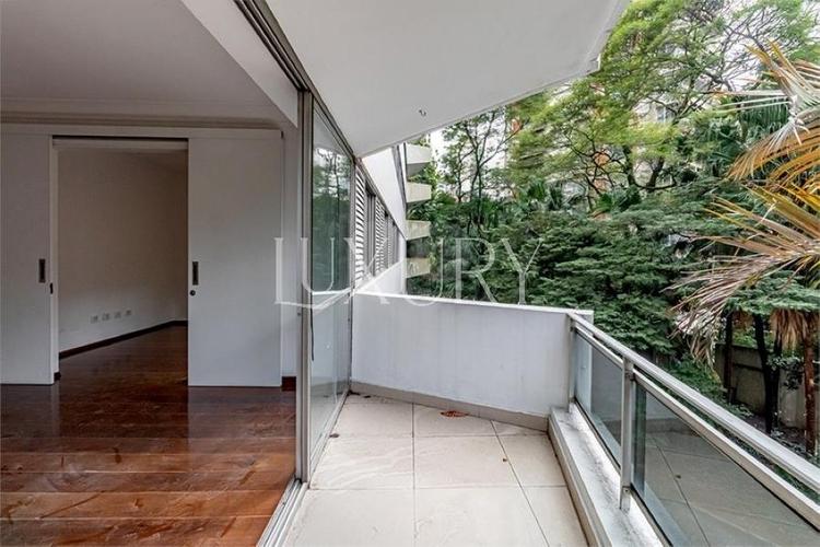 listing-img