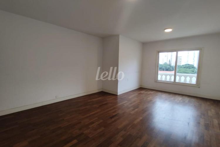 listing-img