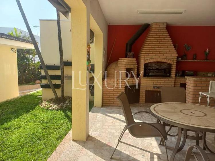 listing-img
