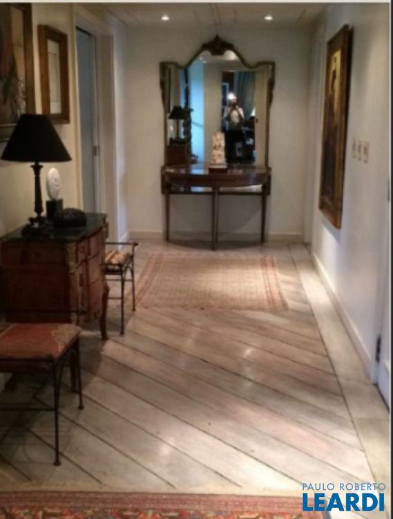 listing-img