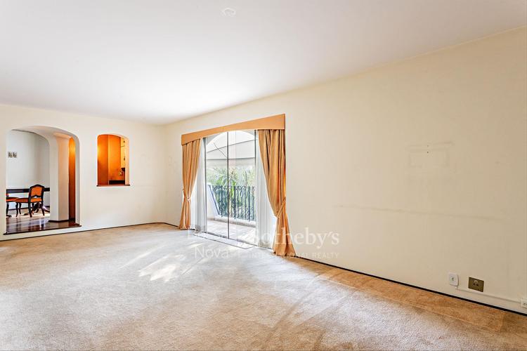 listing-img