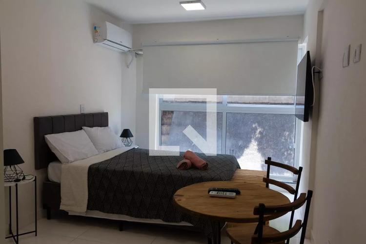 listing-img