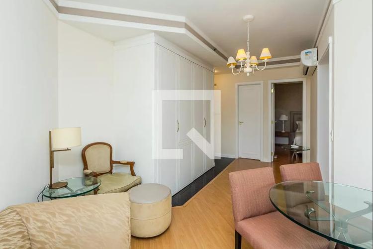 listing-img
