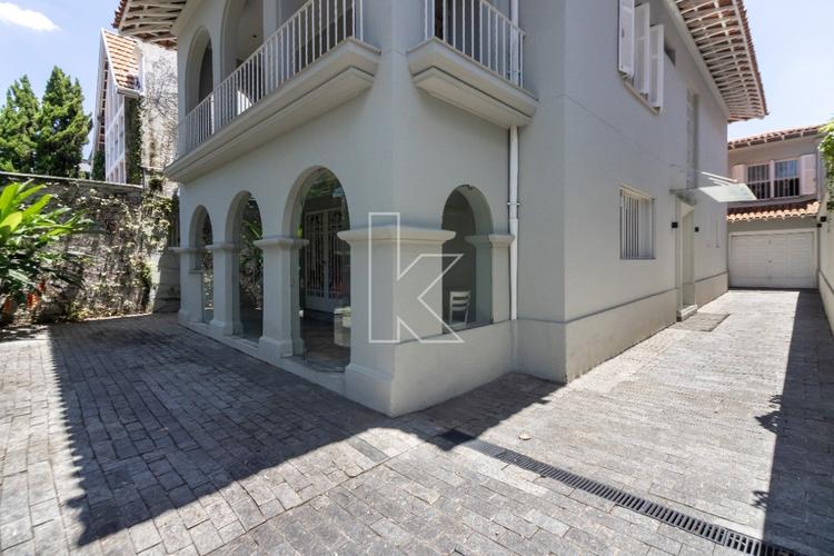 listing-img