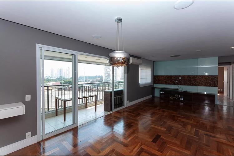 listing-img