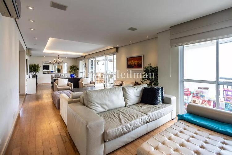 listing-img