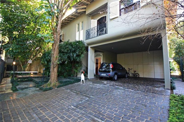 listing-img