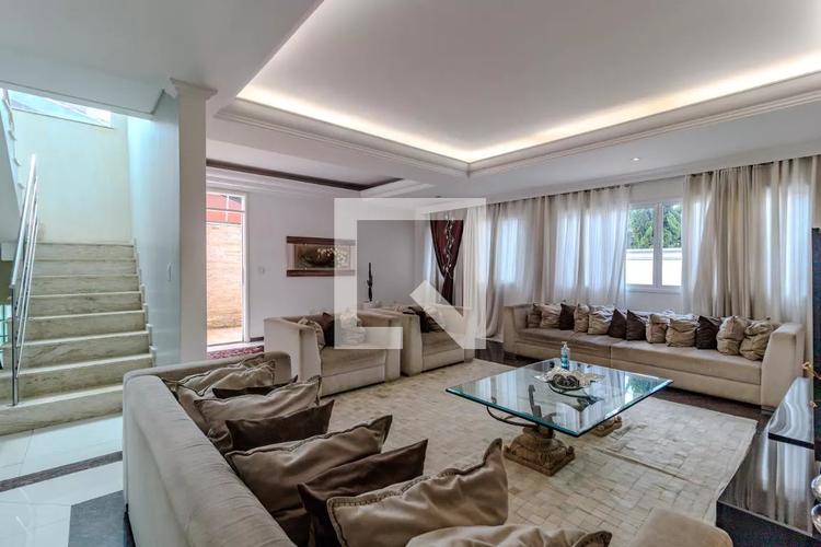 listing-img