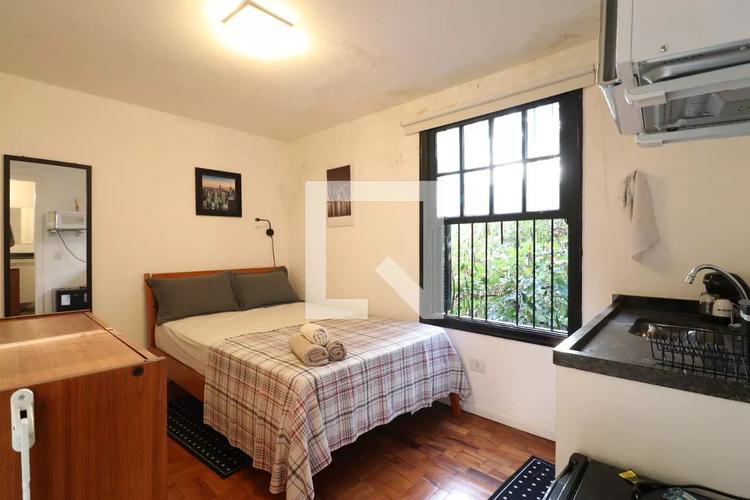 listing-img