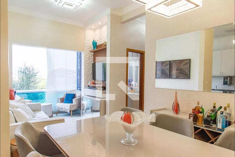 listing-img