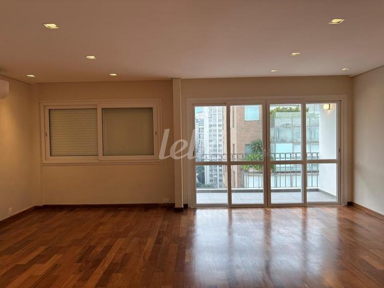 listing-img