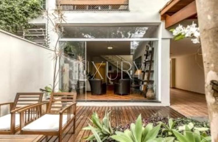 listing-img
