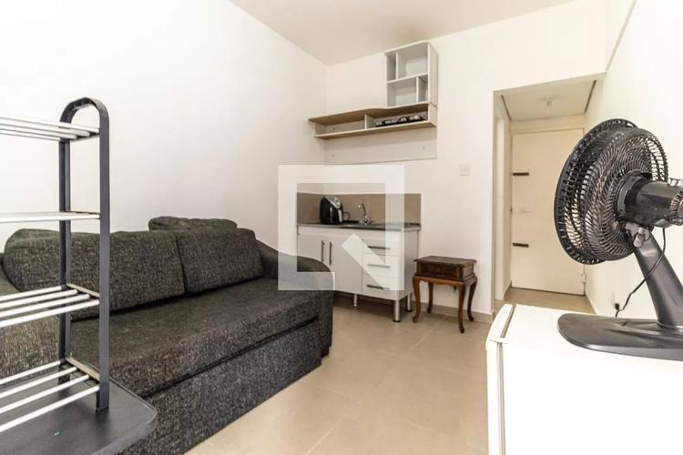 listing-img