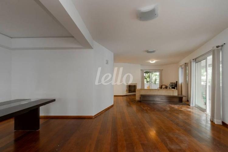 listing-img